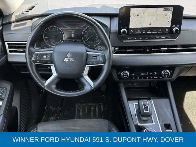 Used 2022 Mitsubishi Outlander SE AWD/4WD image 11