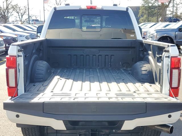 Certified 2022 Ford F350 Platinum AWD/4WD image 8