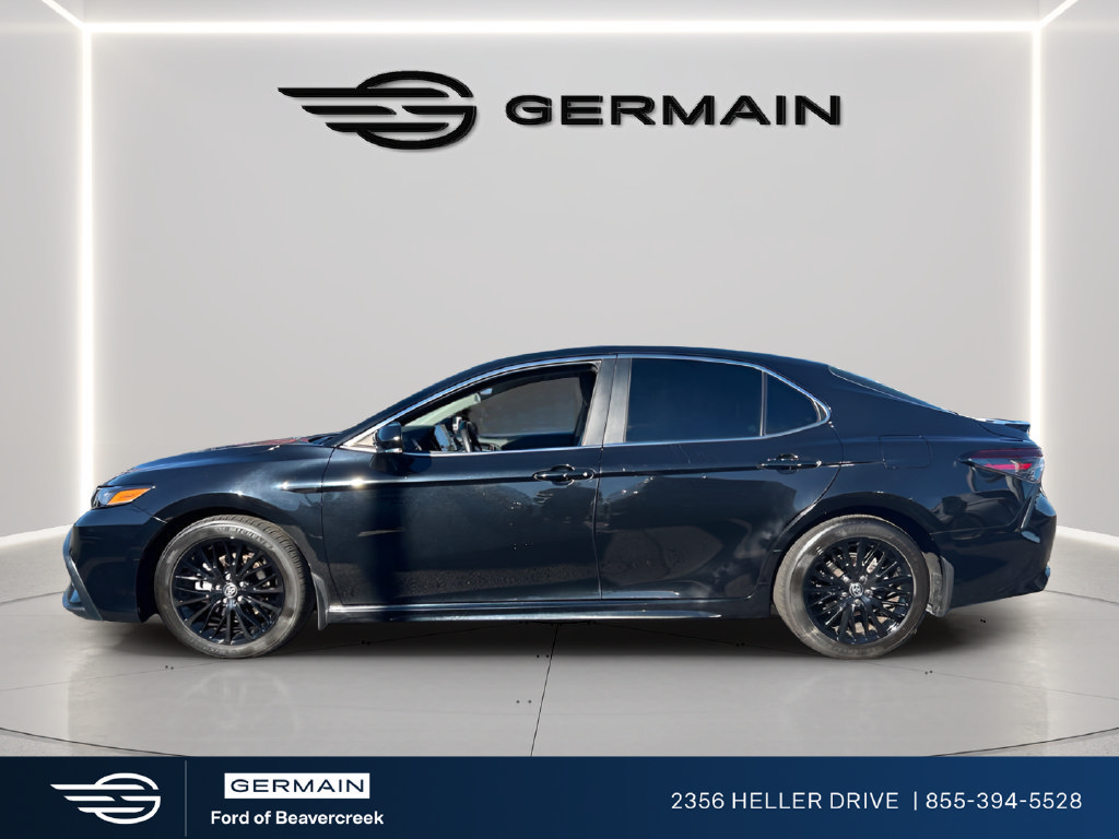 Used 2024 Toyota Camry SE AWD/4WD image 5