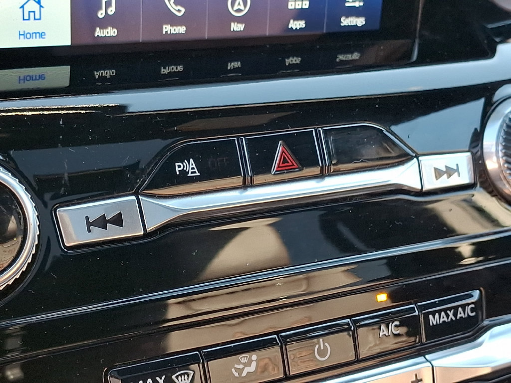 Certified 2024 Ford Explorer King Ranch w/ Technology Package AWD/4WD image 24