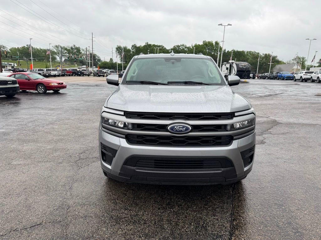 Certified 2024 Ford Expedition XLT AWD/4WD image 2