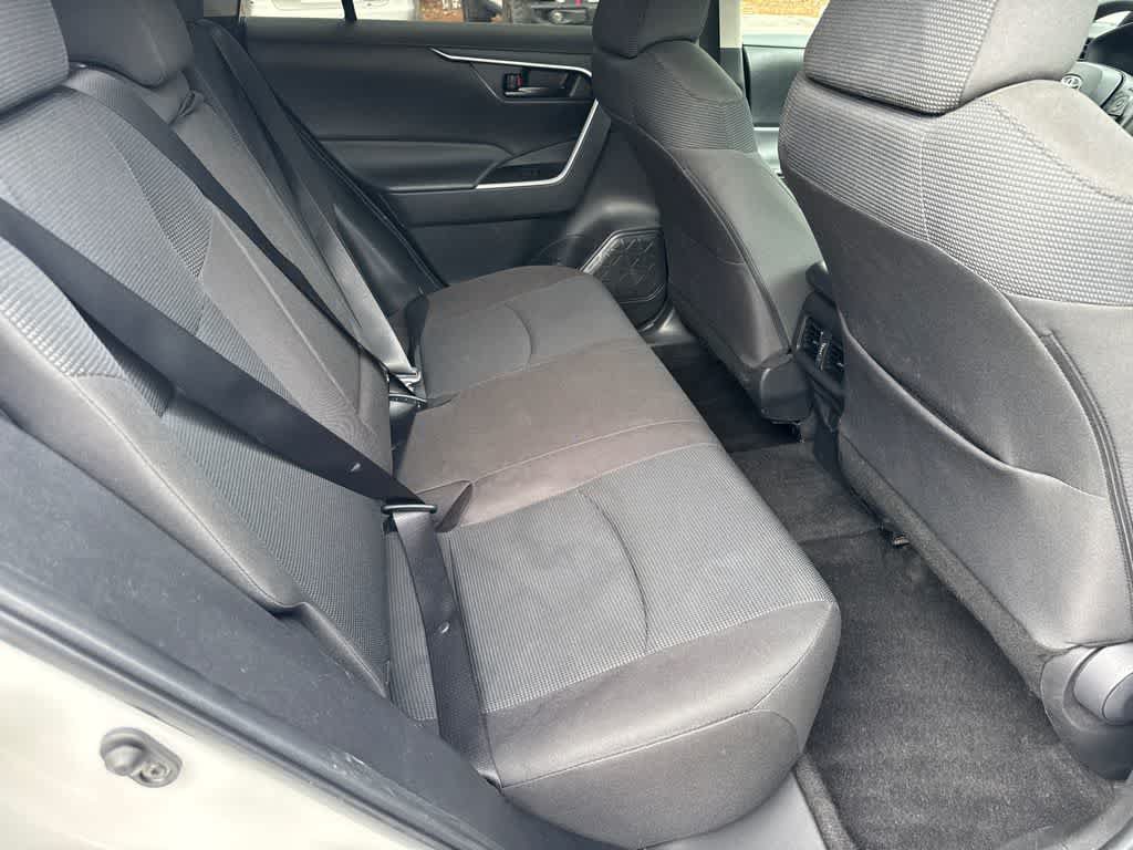Used 2023 Toyota RAV4 LE AWD/4WD image 14