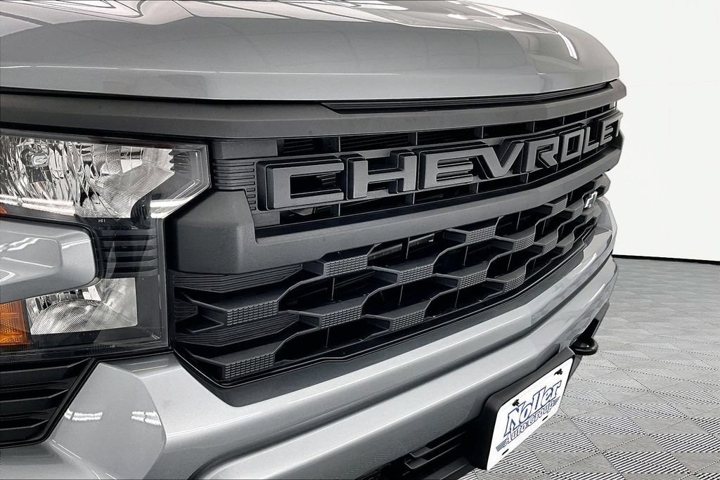 Used 2023 Chevrolet Silverado 1500 Custom w/ LPO, Dark Essentials Package AWD/4WD image 29