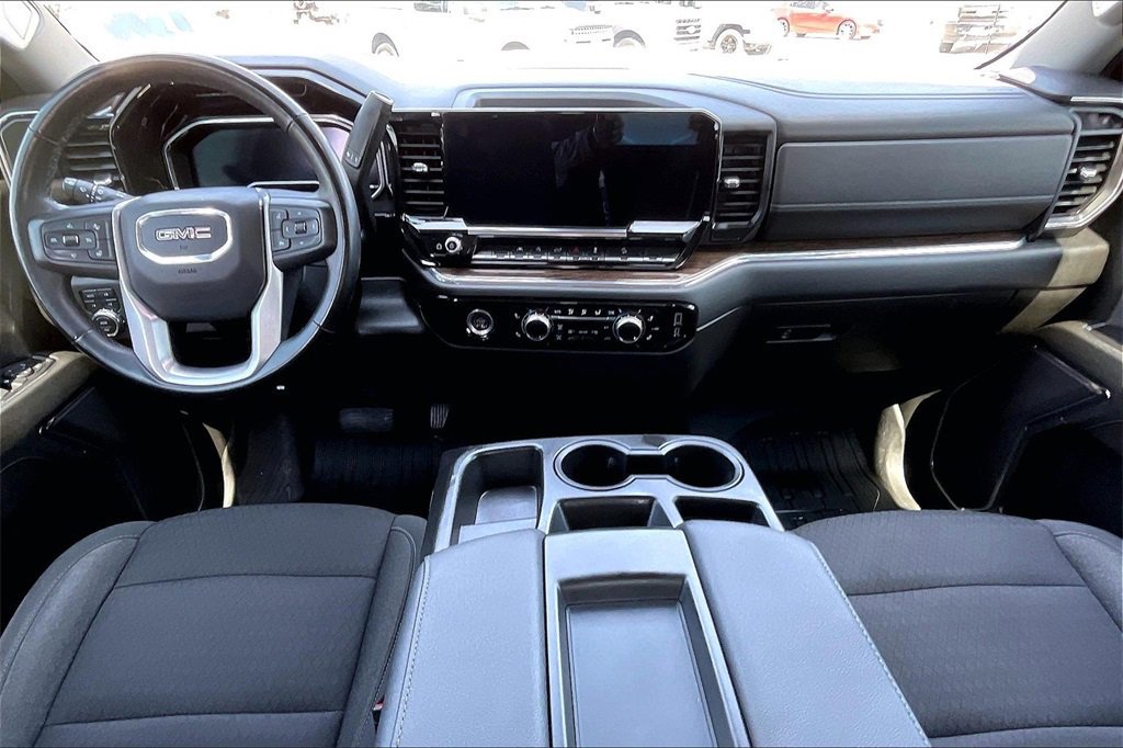Used 2023 GMC Sierra 1500 Elevation image 7