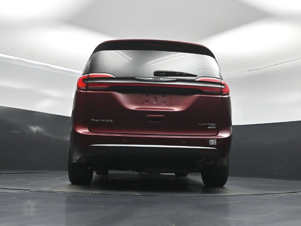 Used 2021 Chrysler Pacifica Limited w/ Premium & Safety Sphere Group AWD/4WD image 49
