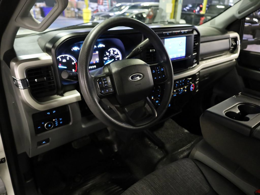 Certified 2024 Ford F350 XLT w/ FX4 Off-Road Package image 20