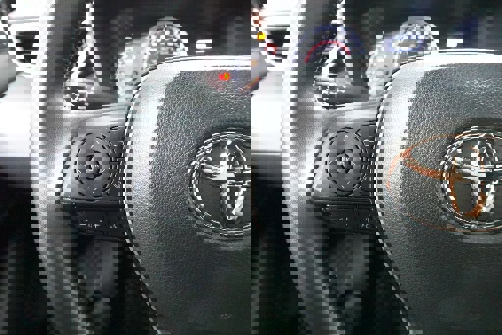 Used 2022 Toyota Corolla SE image 12