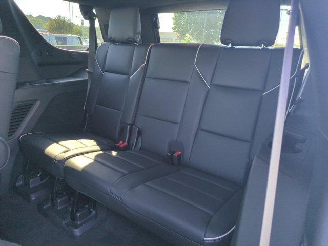 Used 2023 Cadillac Escalade Premium Luxury AWD/4WD image 30