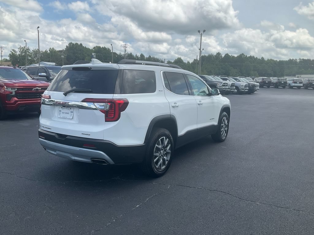 Used 2023 GMC Acadia SLT AWD/4WD image 5