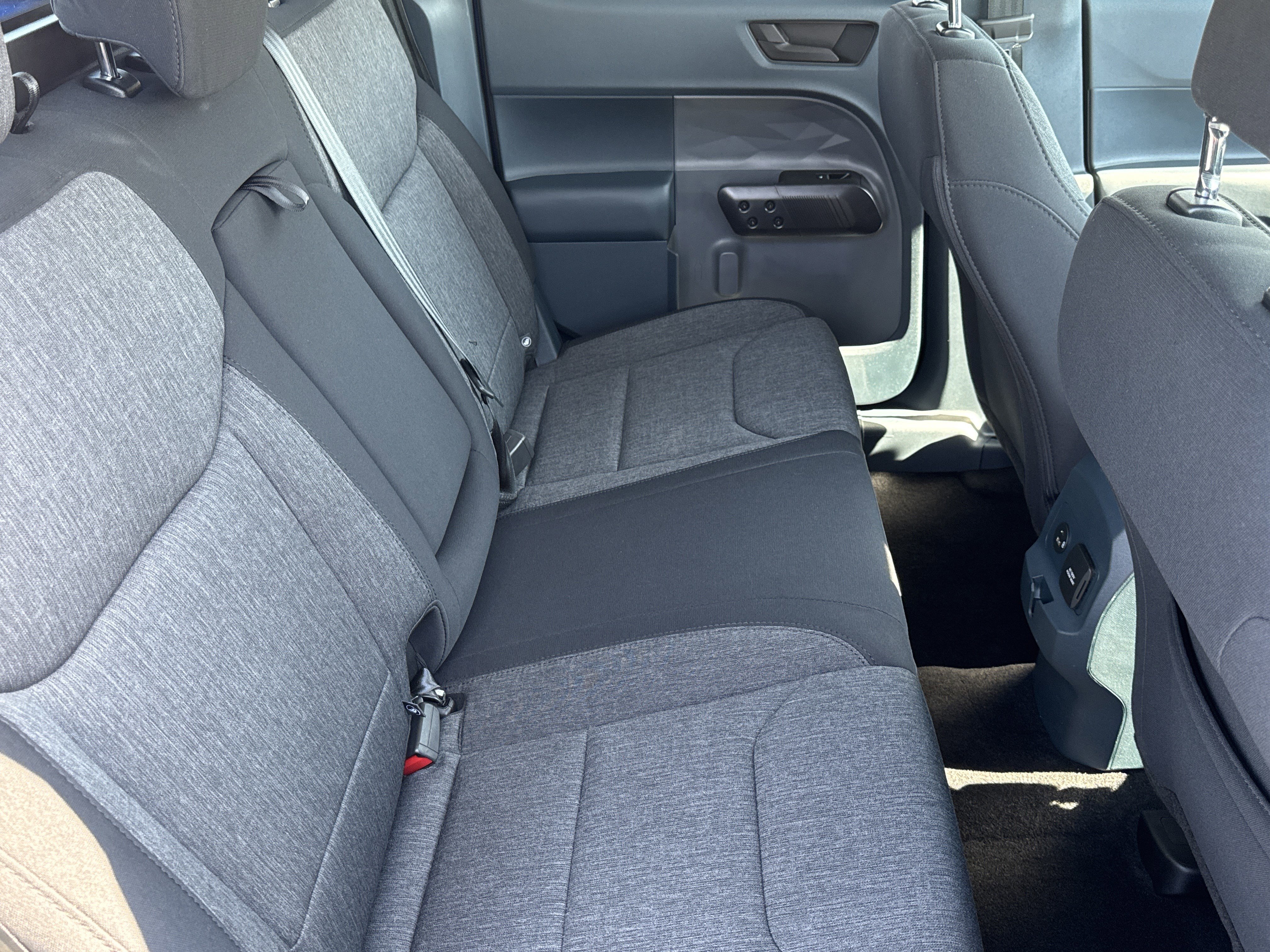 Certified 2024 Ford Maverick XLT w/ XLT Luxury Package FWD image 17