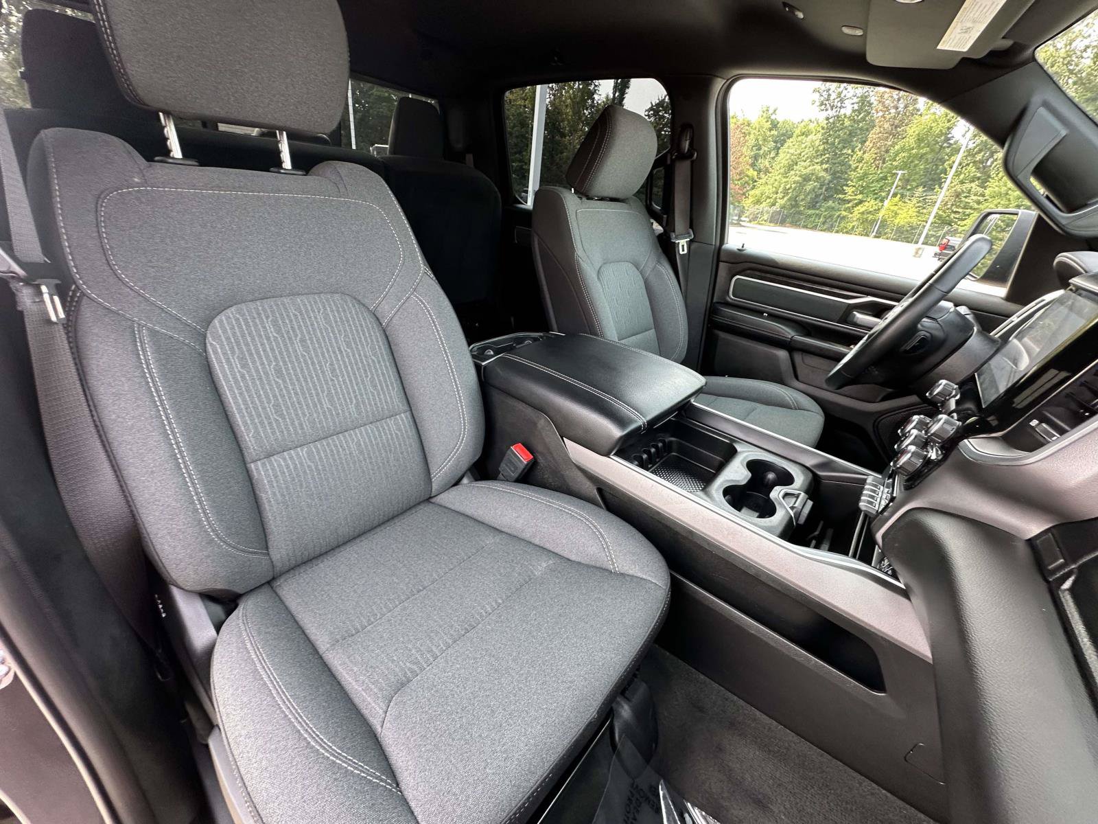 Used 2022 RAM 1500 Big Horn AWD/4WD image 25