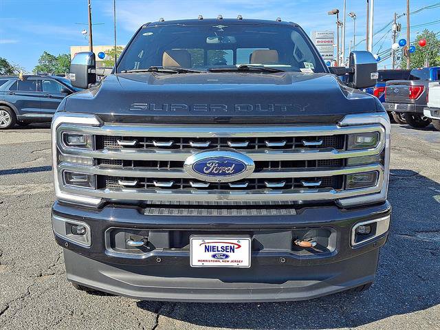 Certified 2023 Ford F350 Platinum w/ FX4 Off-Road Package AWD/4WD image 35