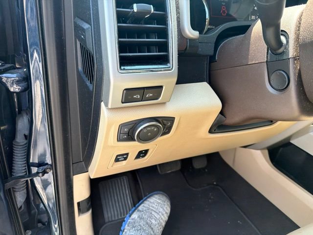 Certified 2019 Ford F150 Lariat w/ Equipment Group 502A Luxury AWD/4WD image 40