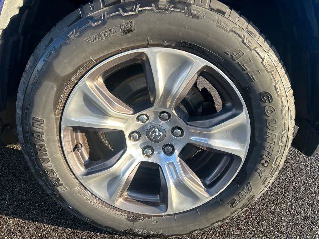 Used 2019 RAM 1500 Laramie image 13