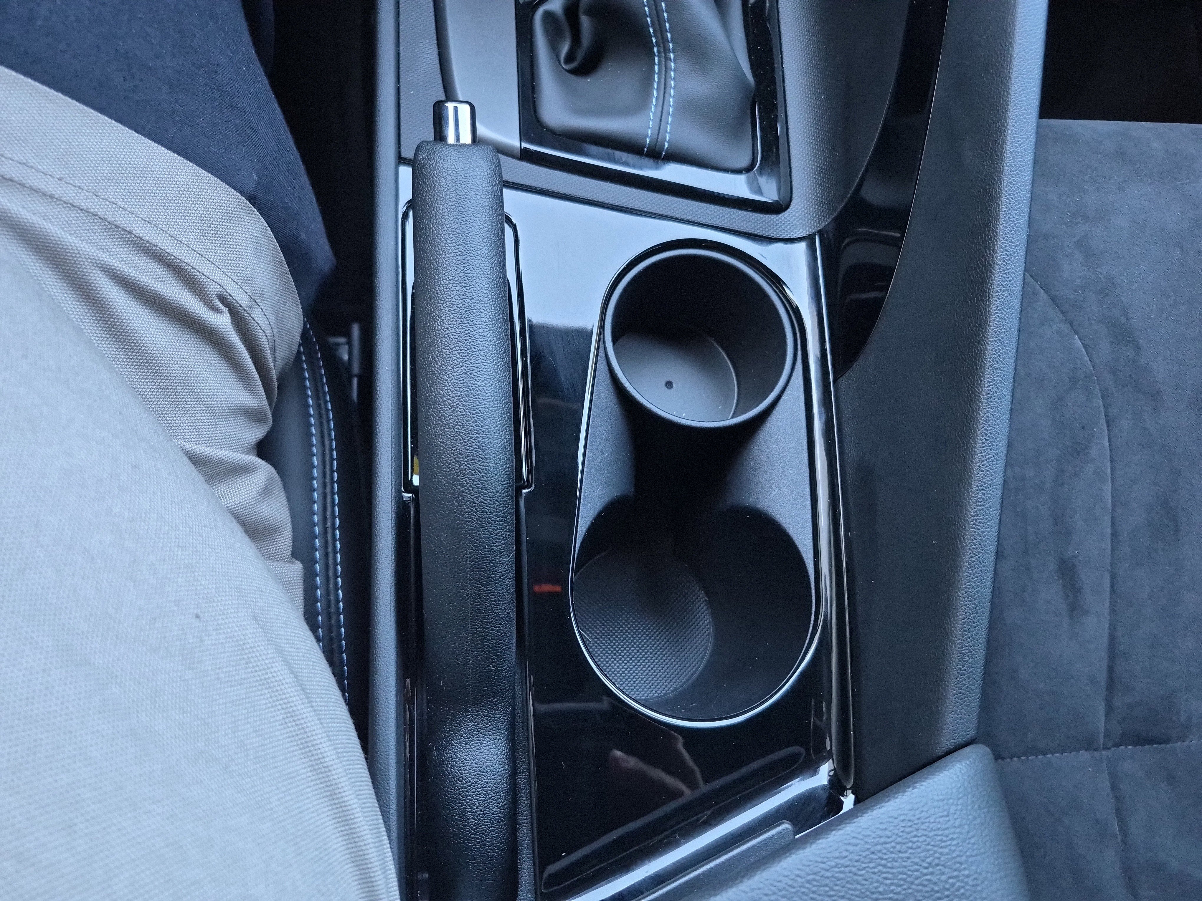 Used 2025 Hyundai Elantra N image 28