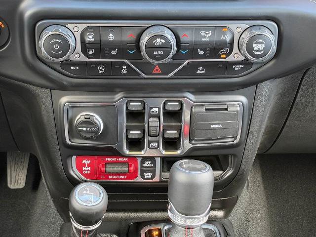 Used 2023 Jeep Wrangler Unlimited Rubicon w/ Xtreme 35 Tire Package AWD/4WD image 14