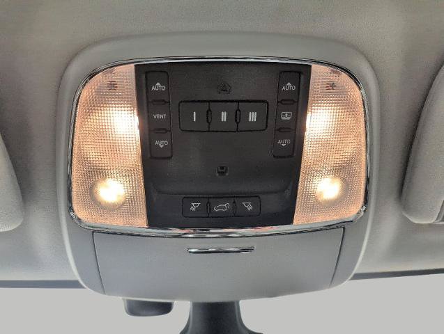Used 2020 Jeep Grand Cherokee Summit AWD/4WD image 19