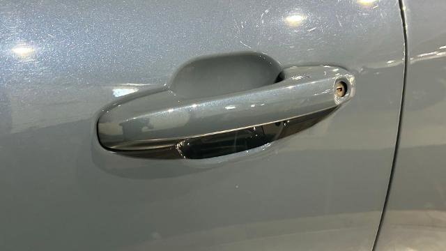 Certified 2024 Ford Escape SE FWD image 18