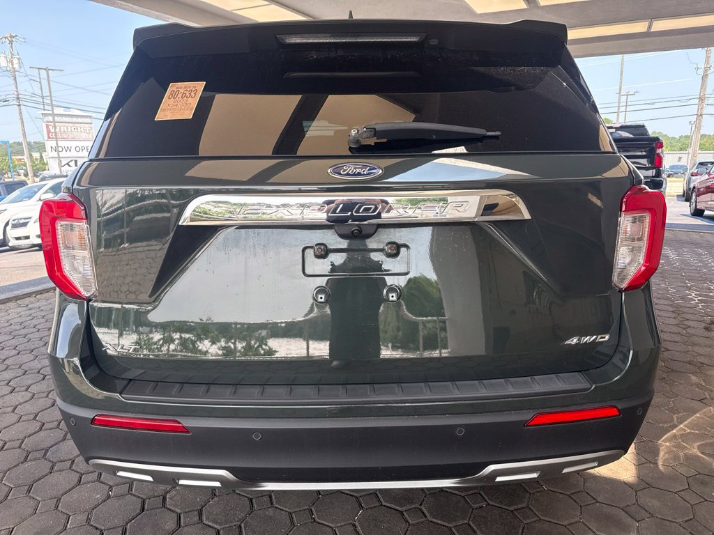 Certified 2023 Ford Explorer XLT w/ Equipment Group 202A AWD/4WD image 7