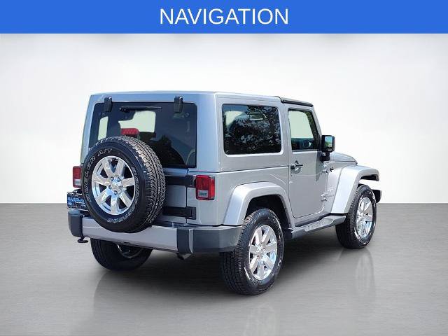 Used 2017 Jeep Wrangler Sahara w/ Connectivity Group AWD/4WD image 3