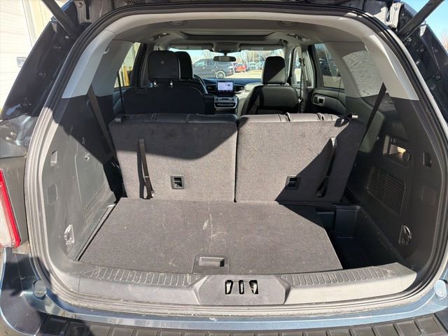 Certified 2023 Ford Explorer XLT w/ Equipment Group 202A image 6