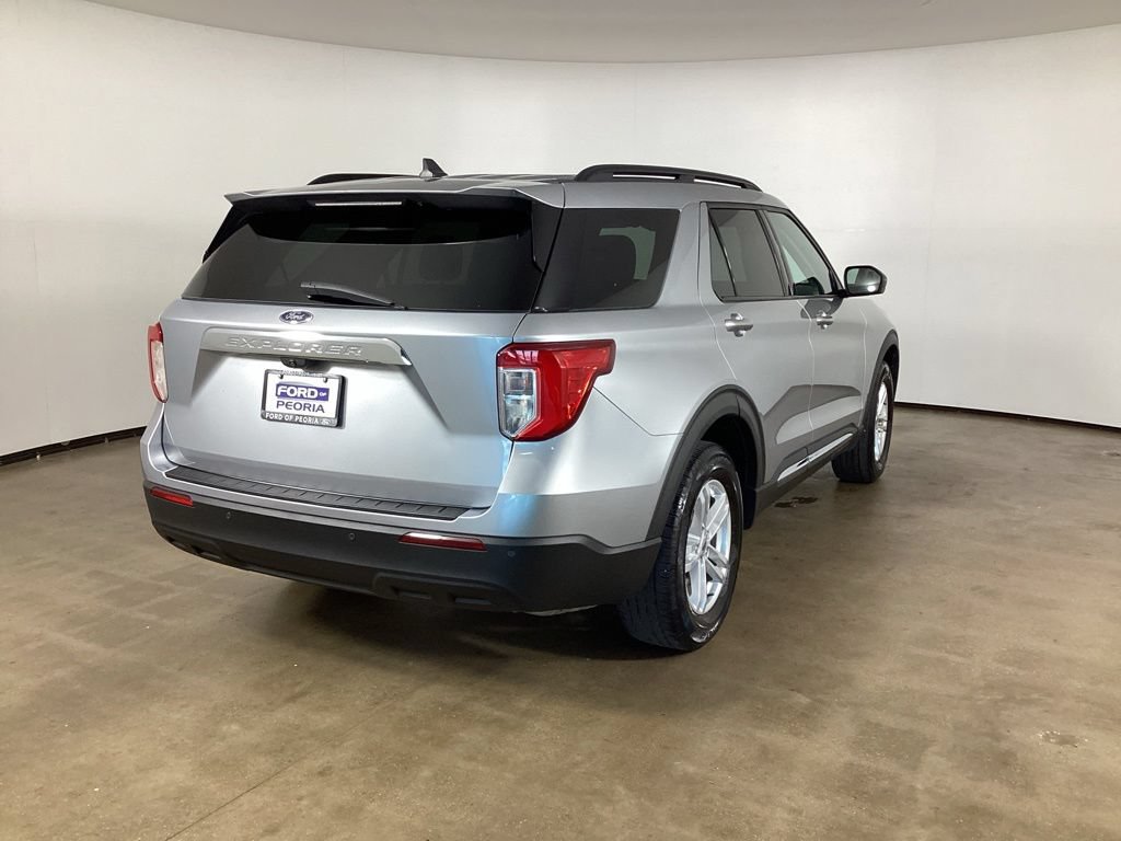 Certified 2022 Ford Explorer XLT AWD/4WD image 6