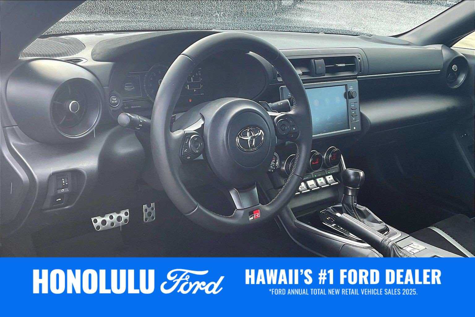 Used 2025 Toyota GR86 Premium w/ Performance Package RWD image 2