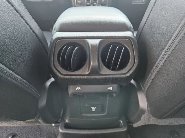 Used 2021 Jeep Wrangler Unlimited Sahara image 17