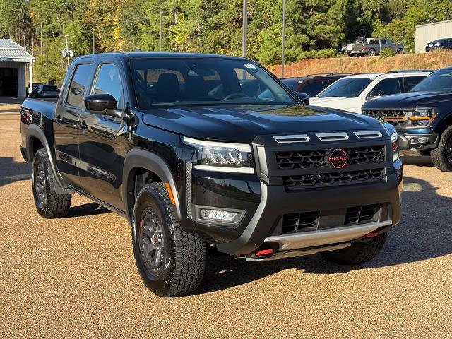 Used 2026 Nissan Frontier PRO-4X AWD/4WD image 5