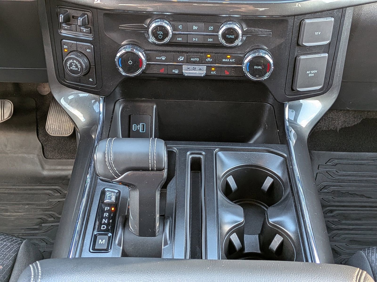 Certified 2023 Ford F150 XLT w/ Equipment Group 302A High image 20