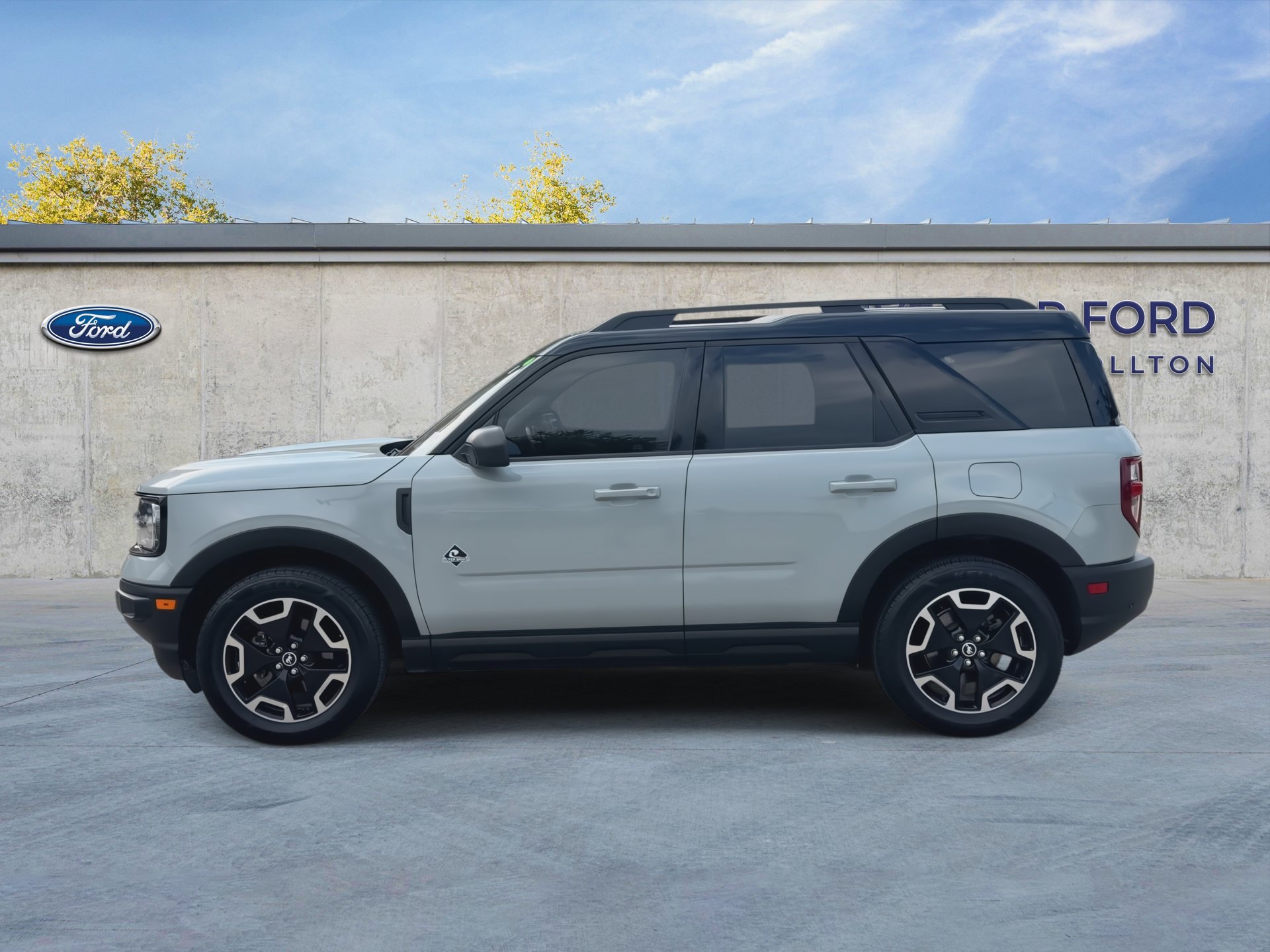 Certified 2021 Ford Bronco Sport Outer Banks w/ Outer Banks Package AWD/4WD image 5