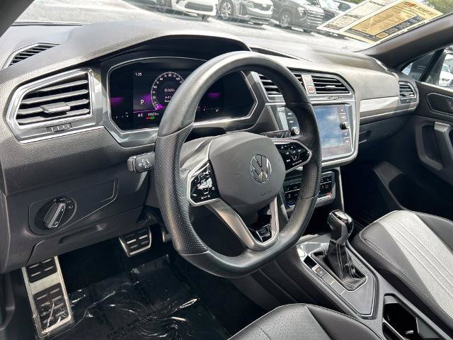 Used 2023 Volkswagen Tiguan SE R-Line FWD image 23