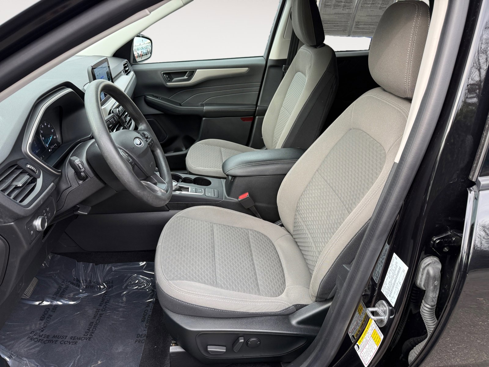 Certified 2022 Ford Escape SE image 10