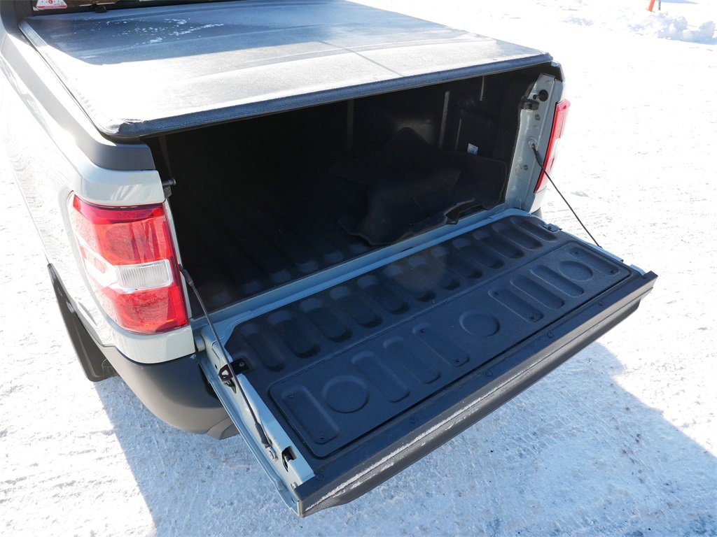 Certified 2024 Ford Maverick XL image 10