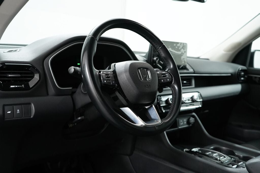 Used 2023 Honda Pilot EX-L image 14