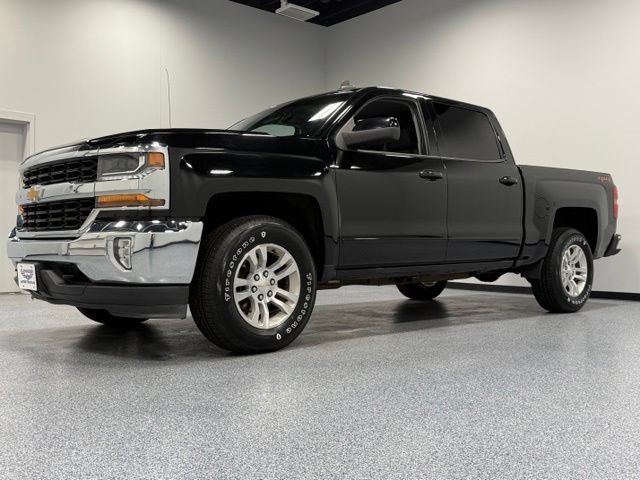 Used 2018 Chevrolet Silverado 1500 LT w/ All Star Edition AWD/4WD image 5