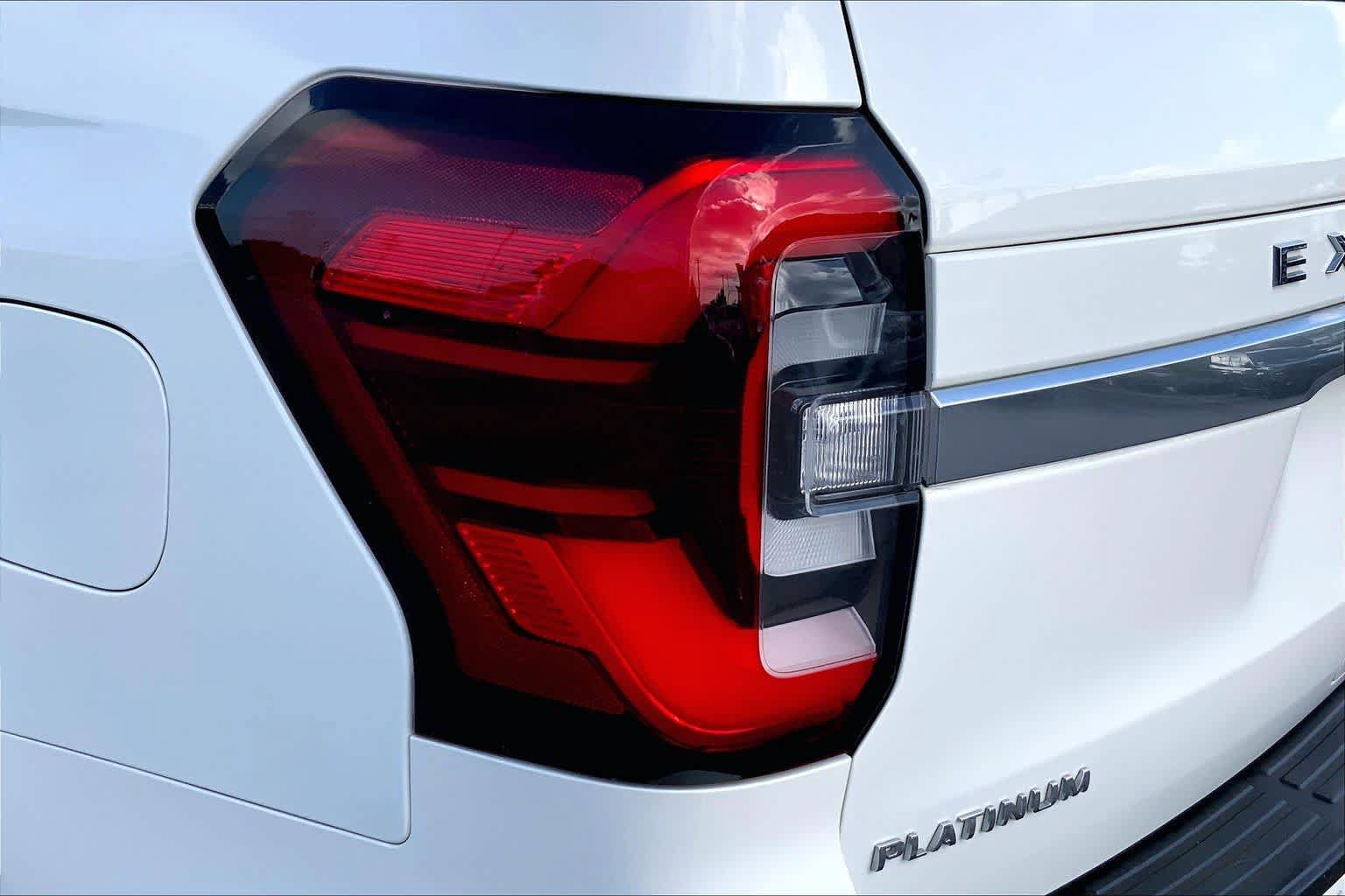 Certified 2023 Ford Expedition Platinum RWD image 26