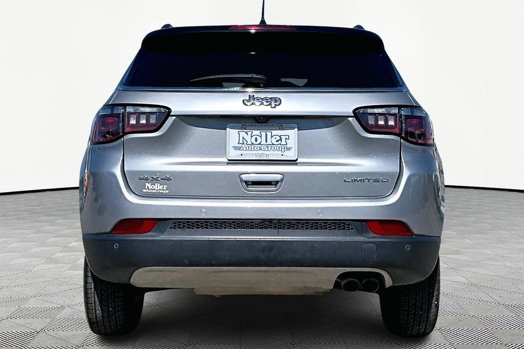 Used 2022 Jeep Compass Limited image 3