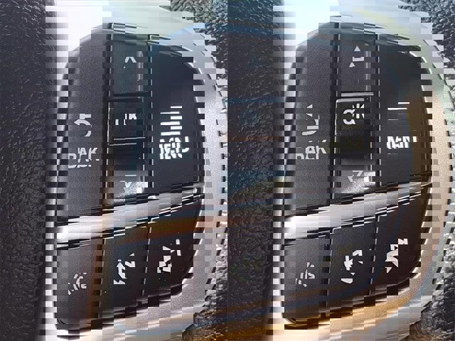 Certified 2024 Ford Explorer XLT w/ Equipment Group 202A image 23