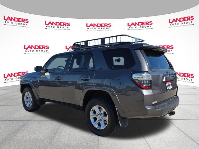 Used 2022 Toyota 4Runner SR5 Premium w/ Moonroof Package AWD/4WD image 5