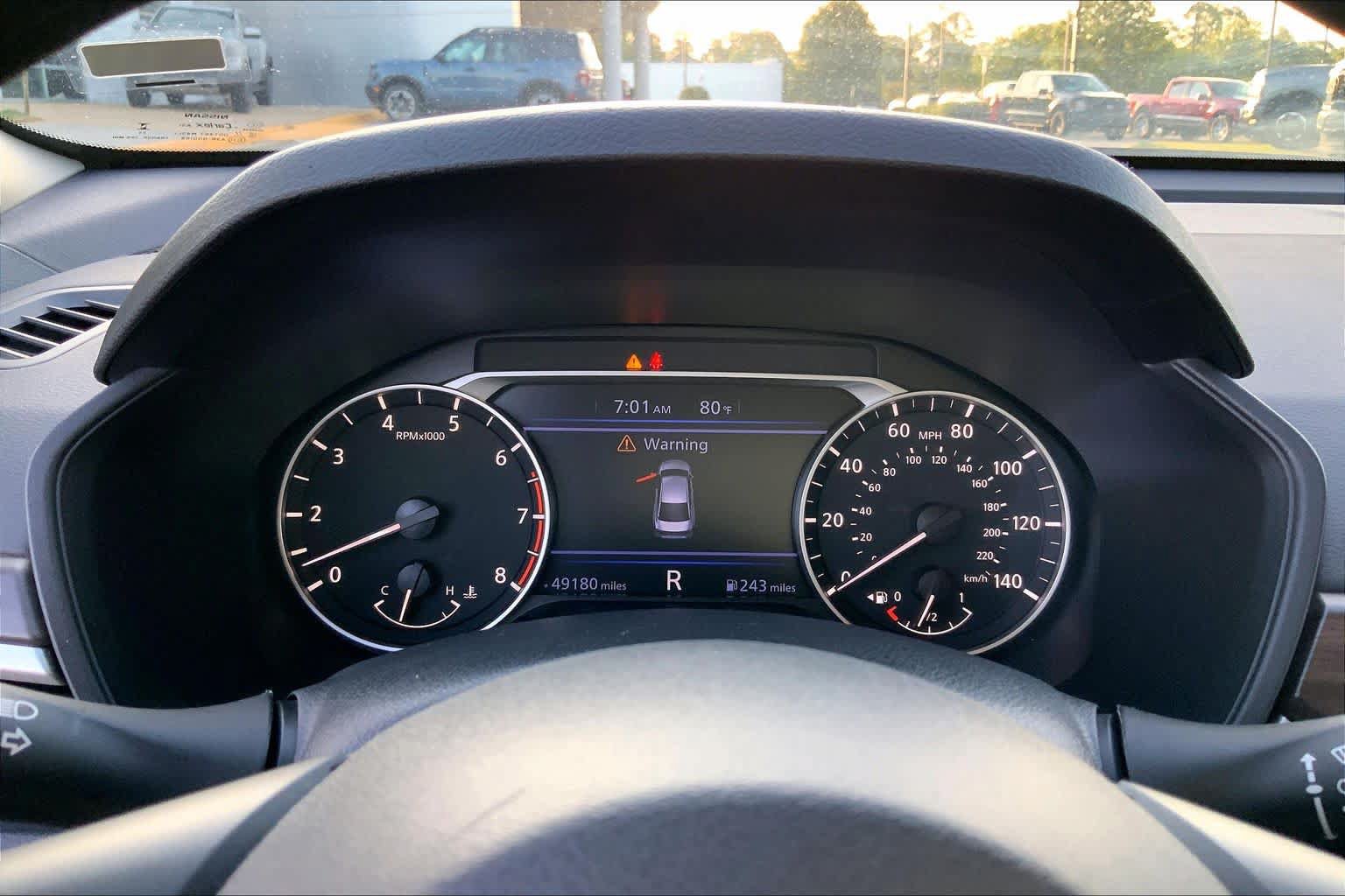 Used 2025 Nissan Altima 2.5 SV FWD image 24
