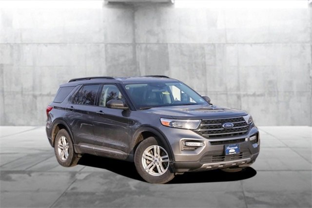 Certified 2023 Ford Explorer XLT w/ Equipment Group 202A image 2