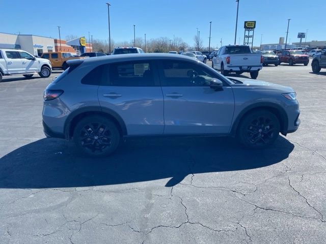 Used 2025 Honda HR-V Sport image 6