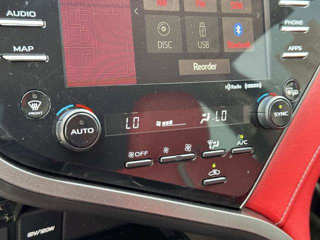 Used 2020 Toyota Camry XSE w/ Navigation Package image 14