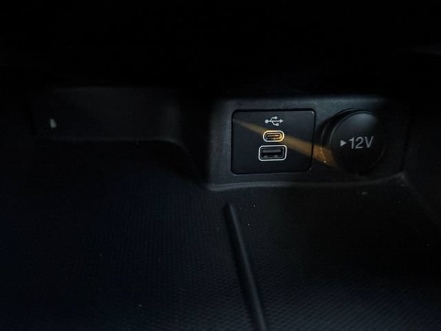 Certified 2024 Ford Escape ST-Line AWD/4WD image 12