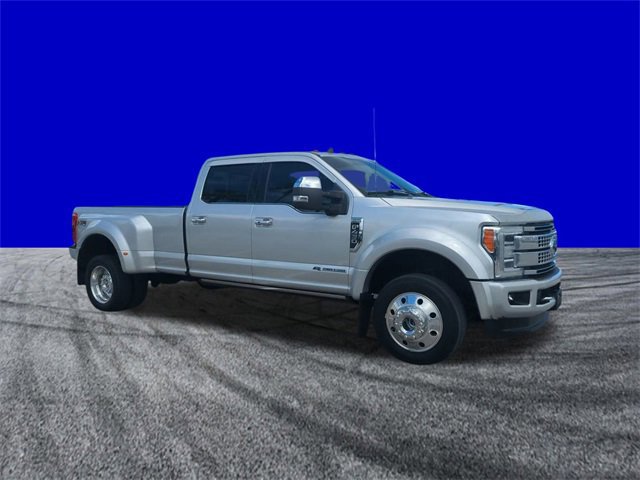 Certified 2019 Ford F450 Platinum w/ Platinum Ultimate Package image 8