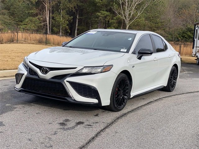 Used 2023 Toyota Camry SE image 10