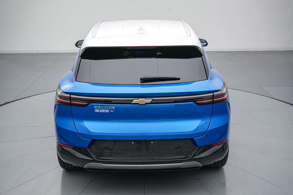 Used 2025 Chevrolet Equinox EV LT w/ Convenience Package image 4