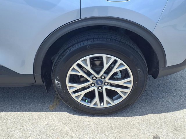 Certified 2022 Ford Escape SEL image 23