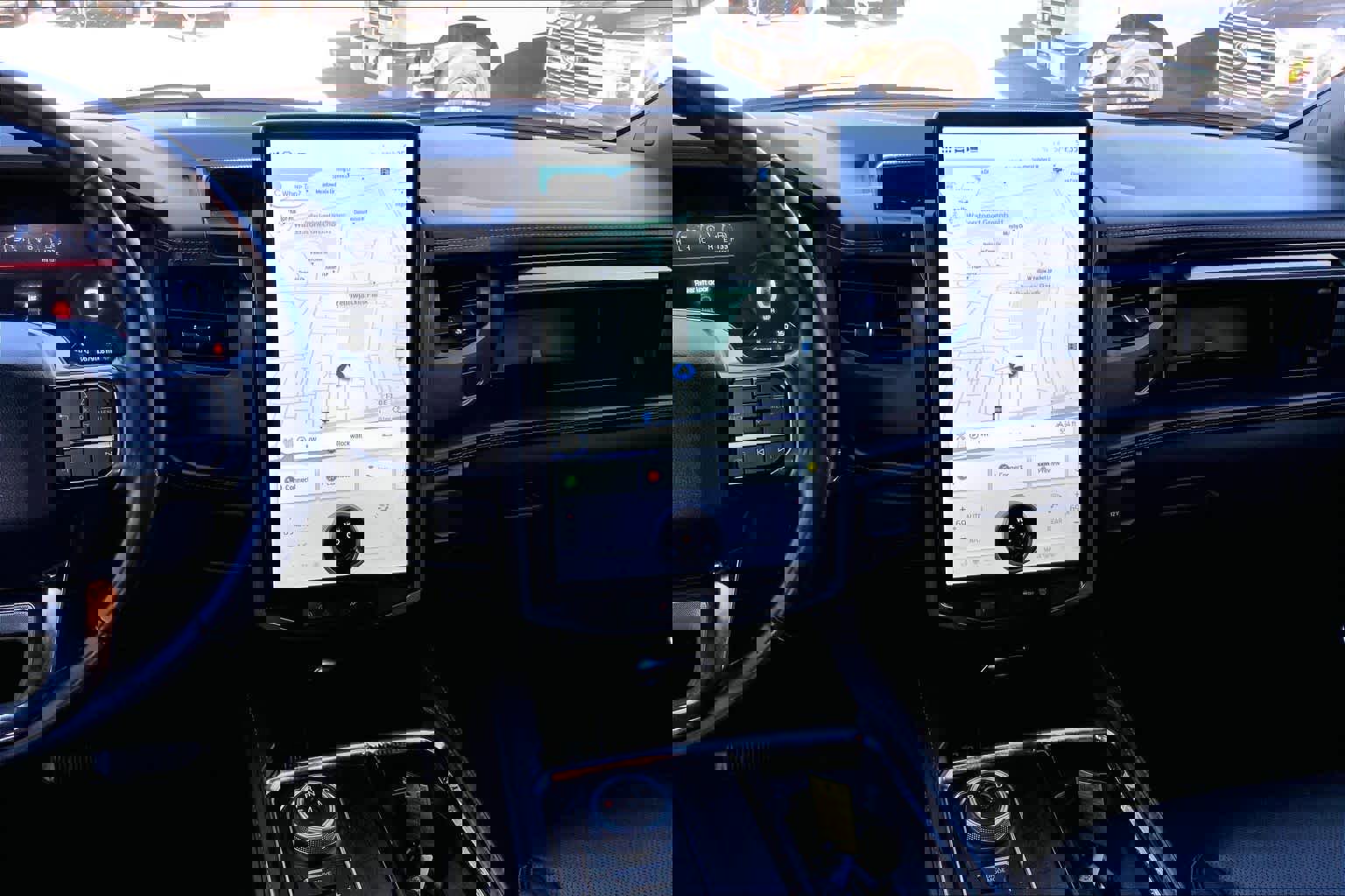 Certified 2023 Ford Expedition Max Platinum image 8